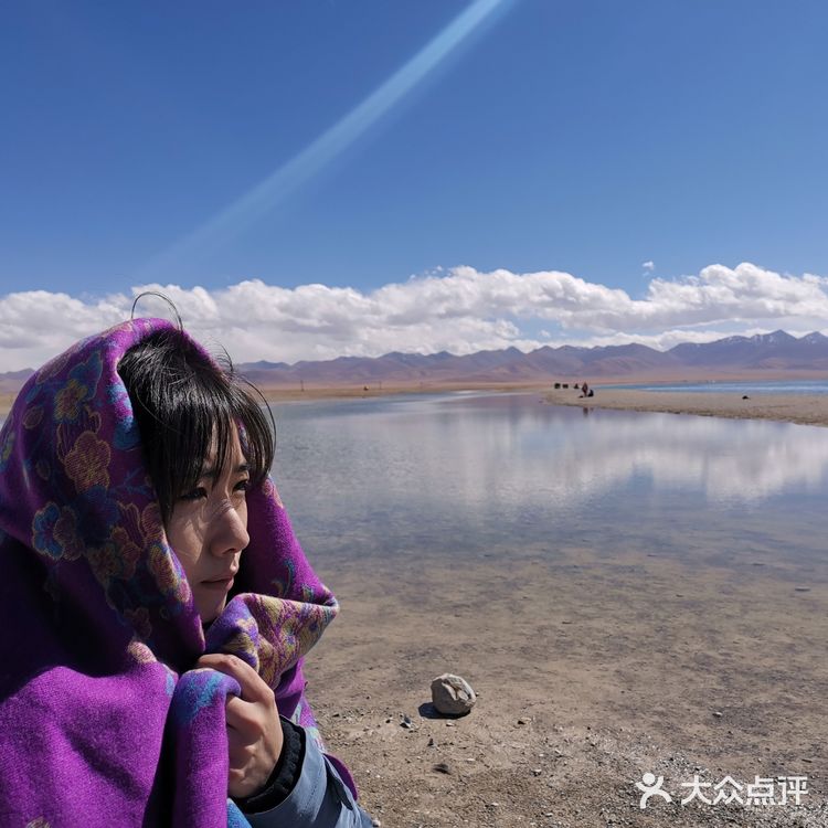 很多人会带上氧气瓶 因为是持续六七个小时都是高海拔