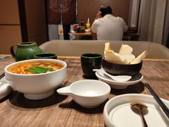 -云海肴云南菜(浦江欢乐颂店)