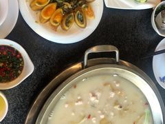 -老来福·非遗酸汤兔(凯旋路店)