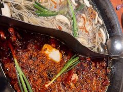 -周小明火锅(黑金冠社区店)