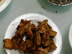 香辣干炸鱼骨-鱼香饭店