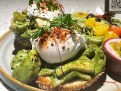 罗勒酱杂菌班尼迪蛋-BE BRIGHT KITCHEN(正佳广场店)