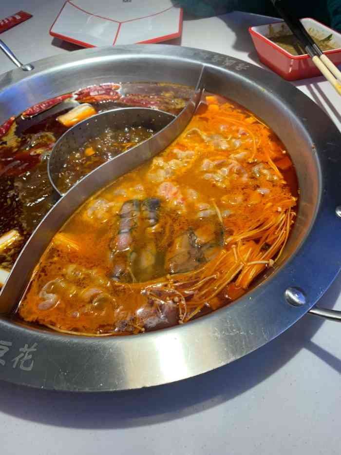 豆花姐·烂豆花火锅(花园路店)-"朋友推荐的,说是济南的特色,有几十家