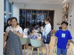 -奈雪的茶(优特汇店)