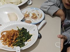 -老码头黑皮肘子锅包肉(赣水路店)