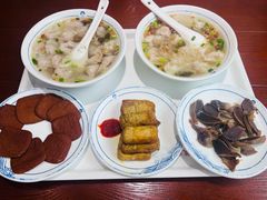 -汪一挑馄饨(老街店)