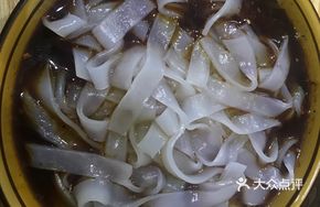 Spicy Pickled Pepper Chicken Offal Rice Noodles