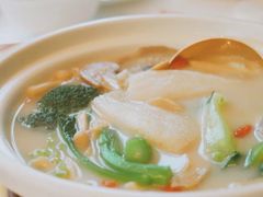 山珍鱼汤素菜煲-东海朗廷酒店-唐阁T’ANG COURT 中餐厅