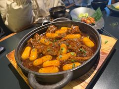 -Ameigo梅果·云贵川bistro(长宁来福士店)