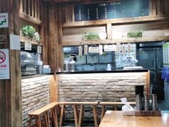 -弄堂咪道-饭香·面香·馄饨香(兴梅店)