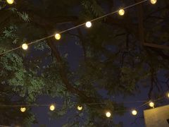 -脚下咖啡·CHILL酒馆(灵光东巷店)