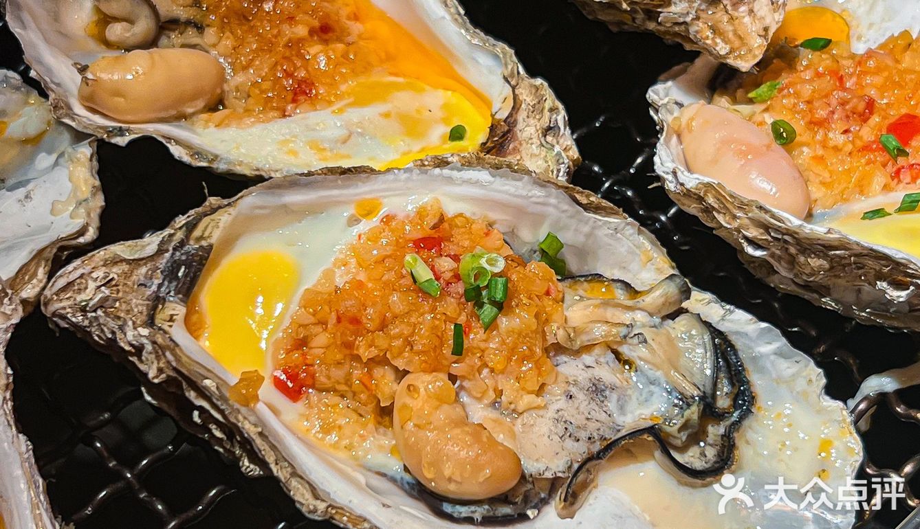 武汉江边街头汉堡🍔！饿了么兄弟们