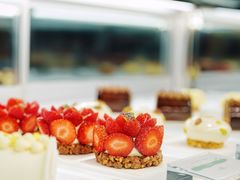 -潮一不贰·法式甜品·生日蛋糕·西式简餐(外滩店)