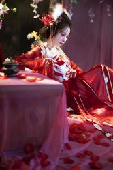 -九月鹰飞汉服摄影工作室
