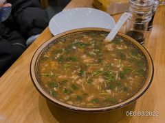 -铭记烧烤制作社•吊炉乳鸽 延吉冷面