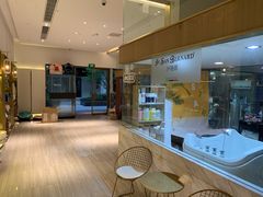 -悠尼宠物·独立低压伊珊娜洗护·美容·寄养(兰谷路店)
