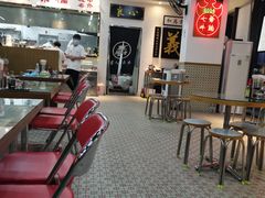 -七爷清汤腩·港式茶餐厅(世博店)