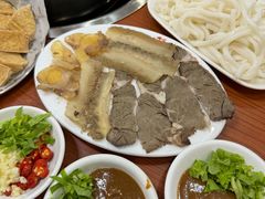 -阿波潮汕牛肉火锅·汤粉面(拱北店)