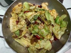 干锅包菜-老湘亲·品鉴湘菜(蔡塘爱琴海店)