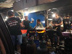 -冶建镜子·老南昌大排档·江西虾王(总店)