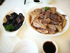 卤冬菇盐水鹅拼盘-怡园饭店-餐厅(四望亭店)