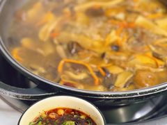 -野菌王•养生汤锅•野生菌火锅(大理漾濞路店)