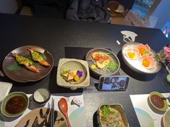 -花潮料理艺食馆(成都万象城店)