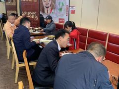 大堂-南城香·饭香串香馄饨香(红军营店)