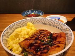 鳗鱼饭-初居食屋日式料理(万象城购物中心店)