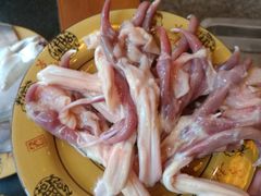 -九尺赵老四鲜鹅肠火锅