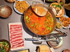 -楠小云·云南鲜牛野生菌自助火锅(九眼桥店)