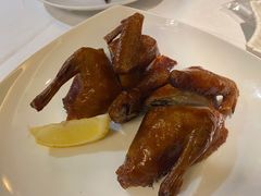 招牌红烧乳鸽-太平馆西餐厅(北京路店)