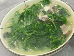 -银峰农庄·特色烧鸡·鲜无花果浸鸡