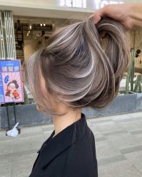 -Hello Lady发型设计