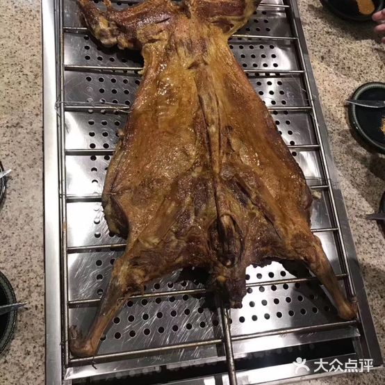 燚起来烤全羊部落