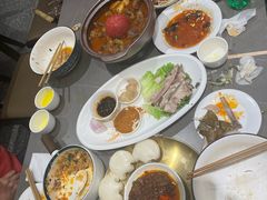 -陈熹公民族美食文化餐厅(中华广场店)