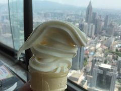 -云中捞高空旋转餐厅(商茂世纪广场店)