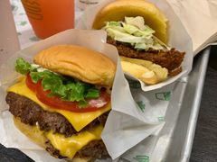 招牌牛肉堡双层-Shake Shack(西单大悦城店)