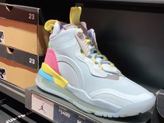 -NIKE上海青浦优选体验店