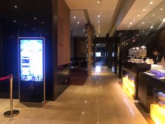 -上海西藏大厦万怡自助餐厅(徐汇店)