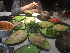 -一叶一世界·素食餐厅(锦华万达店)