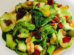 上海青油渣-费大厨辣椒炒肉(黄兴中心广场店)