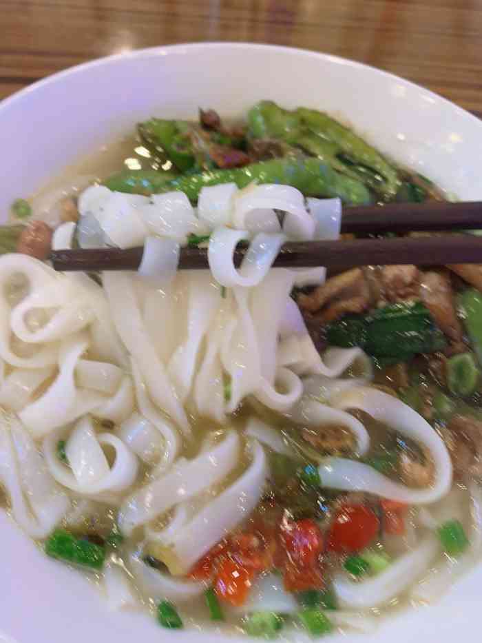 毛都没了小笼馄饨店(翡丽湾店)-"一直想吃臭豆腐,看大众点评评价还不