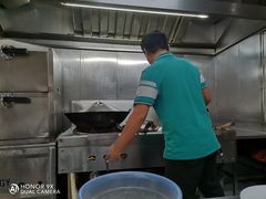 -春园海鲜广场D区6号(钟姐海鲜加工店)