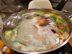 鱼火锅（高汤锅）-大理老字号·舟渔的鱼野生菌海景餐厅(双廊店)