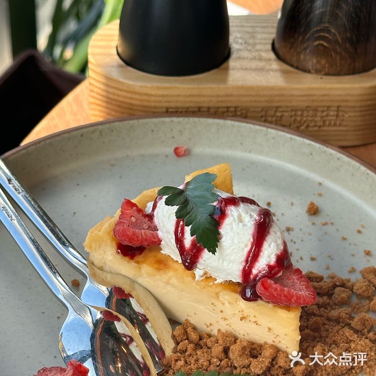 北京|三里屯这家泥靴，一脚踩进美食天堂