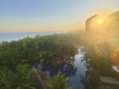 -三亚湾海居雅高铂尔曼度假酒店