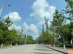 -四月吧餐厅(正阳步行街店)