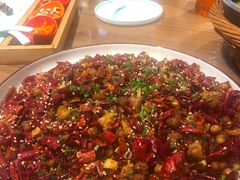 -有红鸡毛店·川菜(建设路店)