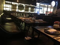 大堂-Carbon莫卡哆·意大利复古集市餐厅(杭州大厦店)
